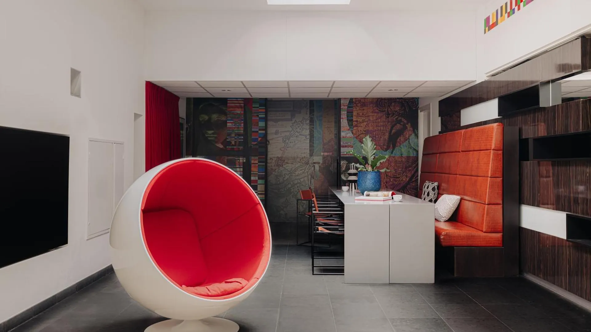 Leonardo Boutique Hotel Maastricht City Center Former Designhotel 4*,  Netherlands